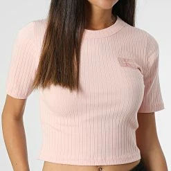 Nouveau ✔️ Tee 👕 Shirt Crop Femme 9895 Rose de Calvin Klein ✔️ -France Calvin Klein Soldes 2024 calvin klein 336616 J20J219895 TKY 20221013T153228 03