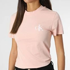 Grosses soldes 🤩 Tee 👚 Shirt 0478 Rose de Calvin Klein ⭐