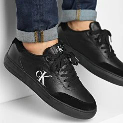 Coupon 🥰 Baskets Casual Cupsole Laceup Low Mono YM0YM00496 Triple Black de Calvin Klein 😉