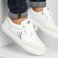 Le moins cher 👏 Baskets Casual Cupsole Laceup Low Mono YM0YM00496 Triple White de Calvin Klein 🛒