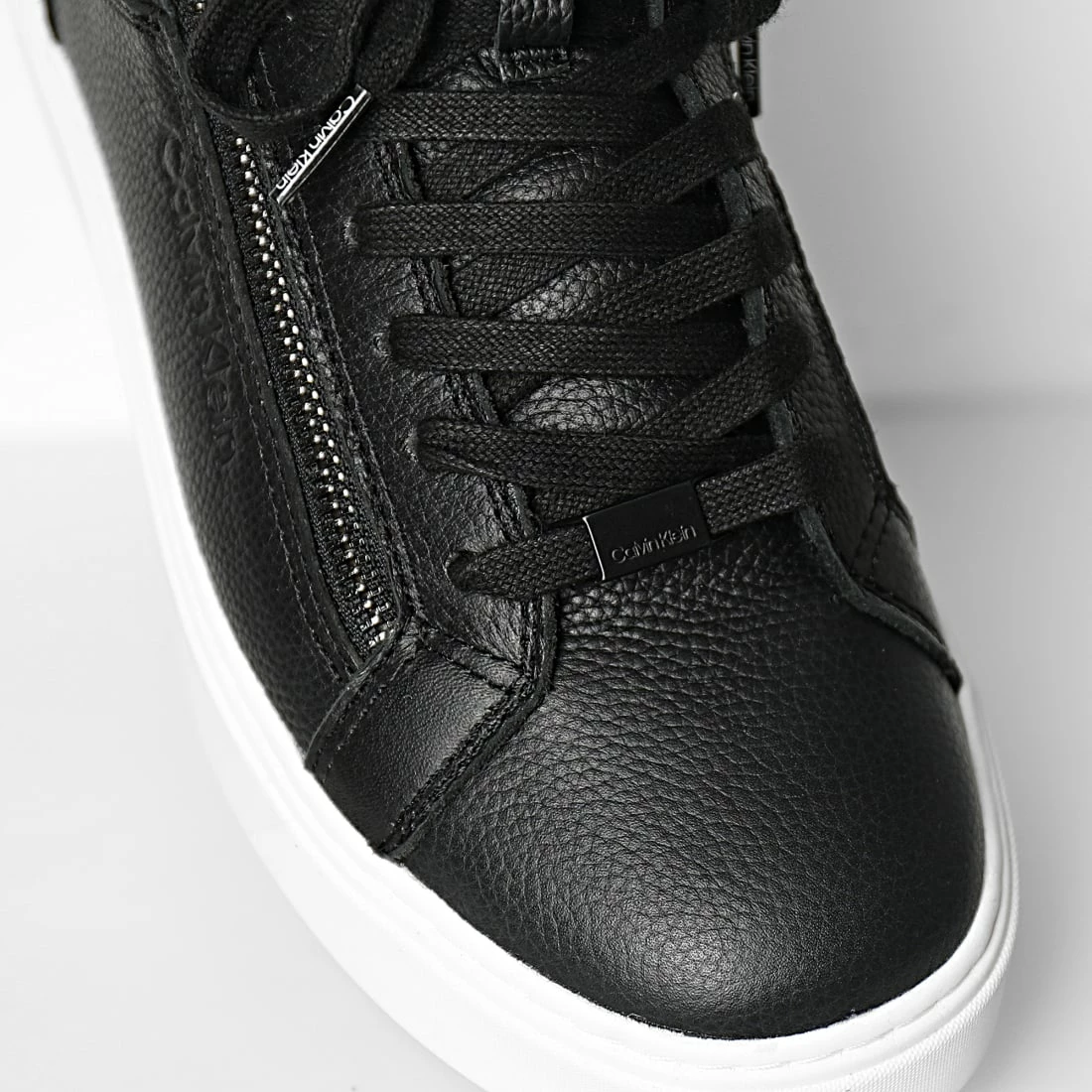 Tout neuf 😍 Baskets High Top Lace Up 0810 PVH Black de Calvin Klein 🤩 3 Tout neuf 😍 Baskets High Top Lace Up 0810 PVH Black de Calvin Klein 🤩 – Image 3