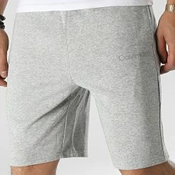 Vente flash 👍 Short Jogging GMS2S804 Gris Chiné de Calvin Klein 😀