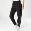 Vente flash ✔️ Pantalon Jogging A Bandes Femme GWF2P601 Noir de Calvin Klein 🤩