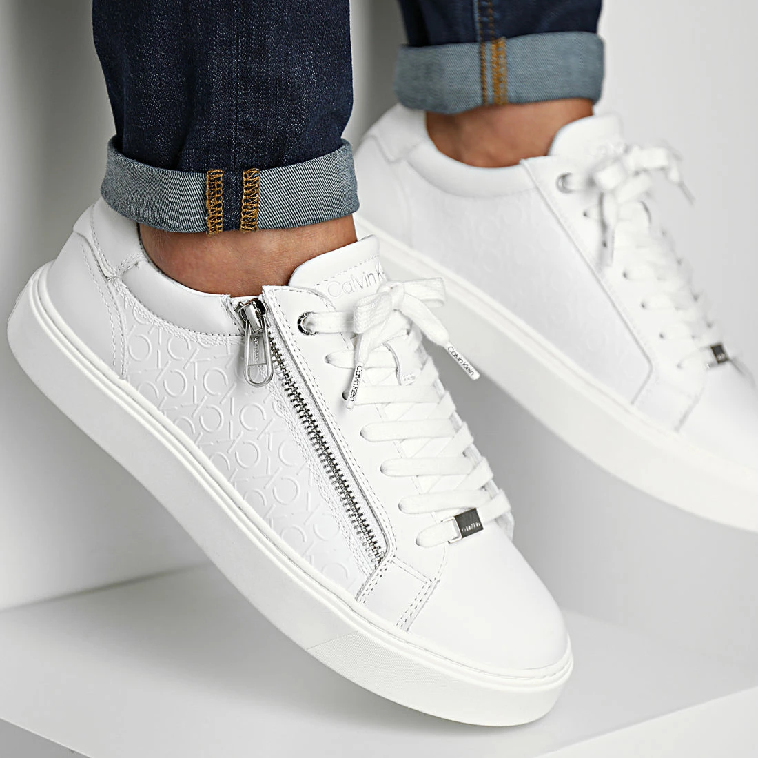 Tout neuf ⌛ Baskets Low Top Lace Up Zip Mono 0813 White de Calvin Klein 🔔 1 Tout neuf ⌛ Baskets Low Top Lace Up Zip Mono 0813 White de Calvin Klein 🔔