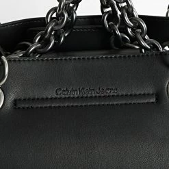 Meilleure affaire 🛒 Sac A Main Femme Sculpted Shopper 0069 Noir de Calvin Klein 👏 6 Meilleure affaire 🛒 Sac A Main Femme Sculpted Shopper 0069 Noir de Calvin Klein 👏 -France Calvin Klein Soldes 2024 calvin klein 340965 K60K610069 BDS 20221011T152924 03