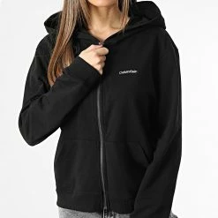 Top 10 👏 Sweat Capuche Zippé Femme QS6869E Noir de Calvin Klein 🎉 -France Calvin Klein Soldes 2024 calvin klein 341319 QS6869E UB1 20221114T160000 03