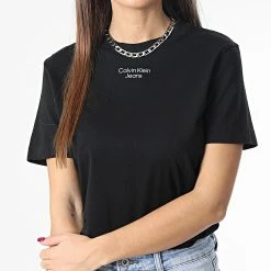 Offres 🎁 Tee 👕 Shirt Femme Stacked Logo Modern 9889 Noir de Calvin Klein 🔔