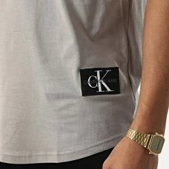 Remise 🎉 Tee 👚 Shirt 5319 Marron de Calvin Klein 💯 -France Calvin Klein Soldes 2024 calvin klein 342506 J30J315319 A03 20221026T135132 02