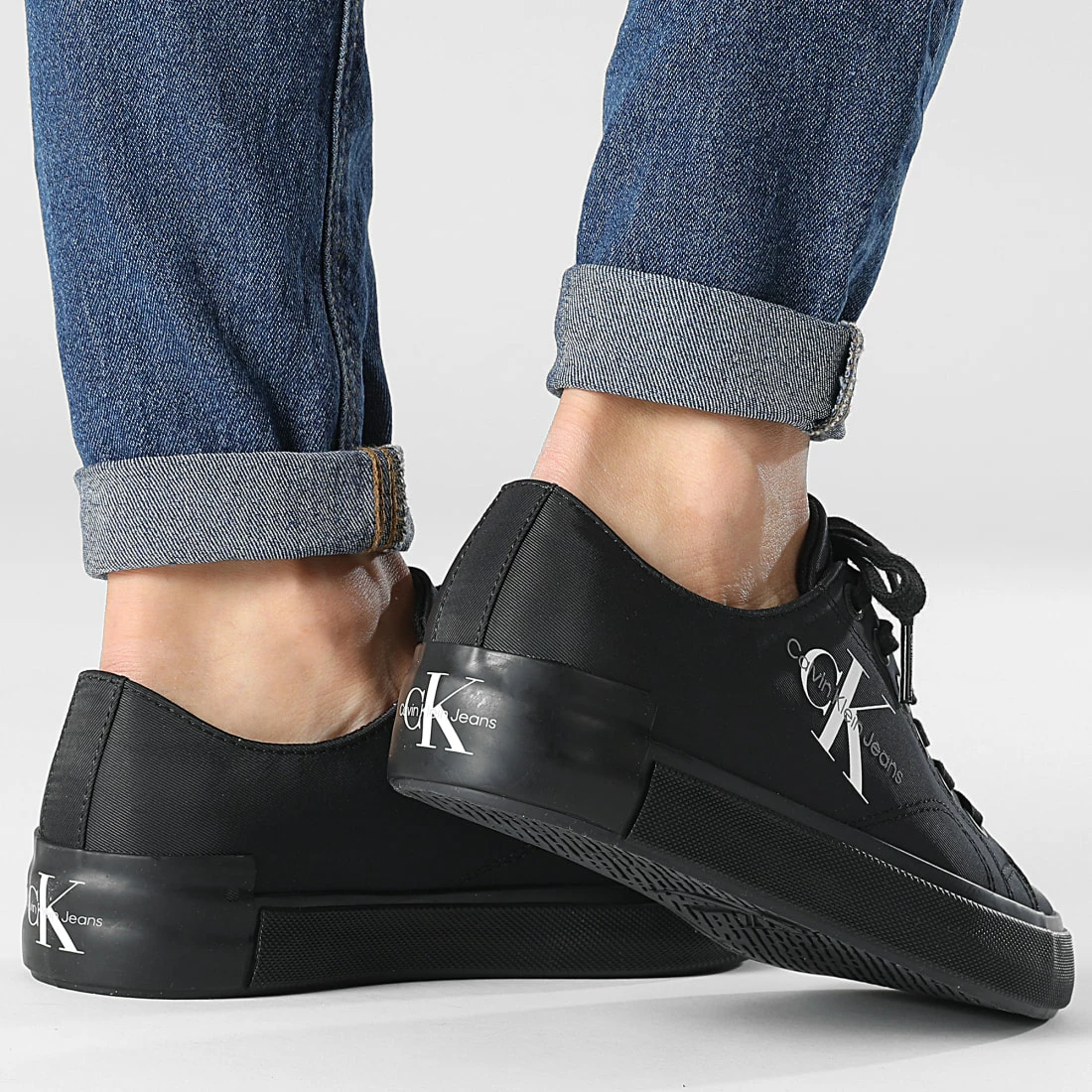 Offres ✨ Baskets Femme Essential Vulcanized 0756 Black de Calvin Klein 😀 4 Offres ✨ Baskets Femme Essential Vulcanized 0756 Black de Calvin Klein 😀 – Image 4