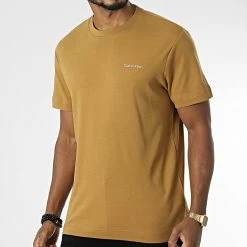Meilleure vente 👍 Tee 👕 Shirt Micro Logo Interlock 9894 Marron de Calvin Klein ✔️
