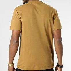 Meilleure vente 👍 Tee 👕 Shirt Micro Logo Interlock 9894 Marron de Calvin Klein ✔️ -France Calvin Klein Soldes 2024 calvin klein 342874 K10K109894 KCU 20221014T142407 04