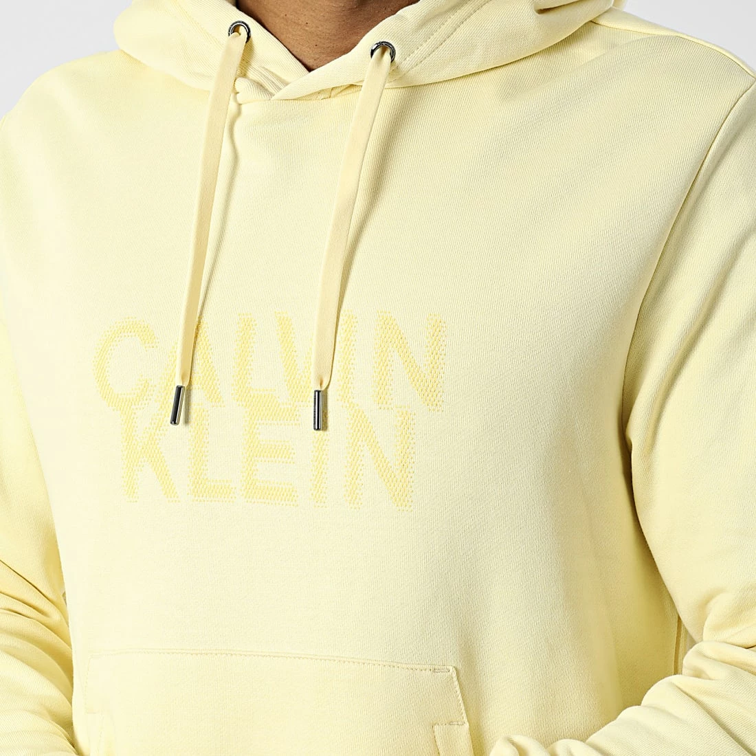 Nouveau ⌛ Sweat Capuche Distorted Logo 0075 Jaune de Calvin Klein 🧨 2 Nouveau ⌛ Sweat Capuche Distorted Logo 0075 Jaune de Calvin Klein 🧨 – Image 2