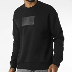 Les meilleures critiques de 🛒 Sweat Crewneck Textured Logo Box 0083 Noir de Calvin Klein ✔️