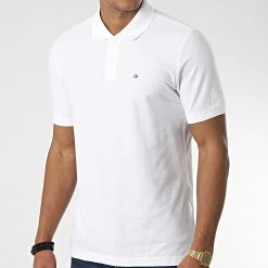 Meilleure affaire 😉 Polo Manches Courtes Logo Refined Pique 2964 Beige Clair de Calvin Klein 💯 -France Calvin Klein Soldes 2024 calvin klein 344705 K10K102964 105 20221025T152035 03