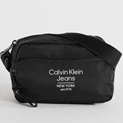 Meilleure vente 🧨 Sacoche Sport Essential 0099 Noir de Calvin Klein 🥰