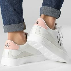De gros 🎁 Baskets Femme Classic Cupsole Leather 0699 White Peach de Calvin Klein ✔️ -France Calvin Klein Soldes 2024 calvin klein 345298 YW0YW00699 02T 20221103T153226 04