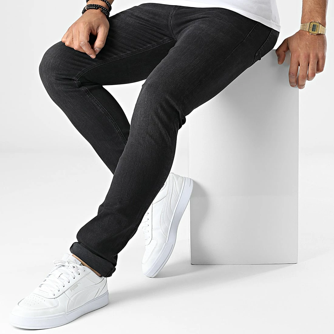 Sortie 💯 Jean Skinny 2402 Noir de Calvin Klein 👏 3 Sortie 💯 Jean Skinny 2402 Noir de Calvin Klein 👏 – Image 3