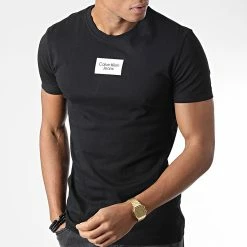 Tout neuf ⭐ Tee 👕 Shirt Small Center Box 2510 Noir de Calvin Klein 🔔 -France Calvin Klein Soldes 2024 calvin klein 345394 J30J322510 BEH 20221025T154918 03