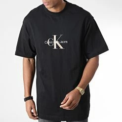 Meilleure affaire 🤩 Tee 👕 Shirt Oversize Large Archival Monologo 2516 Noir de Calvin Klein 🎁 -France Calvin Klein Soldes 2024 calvin klein 345398 J30J322516 BEH 20221025T154902 03