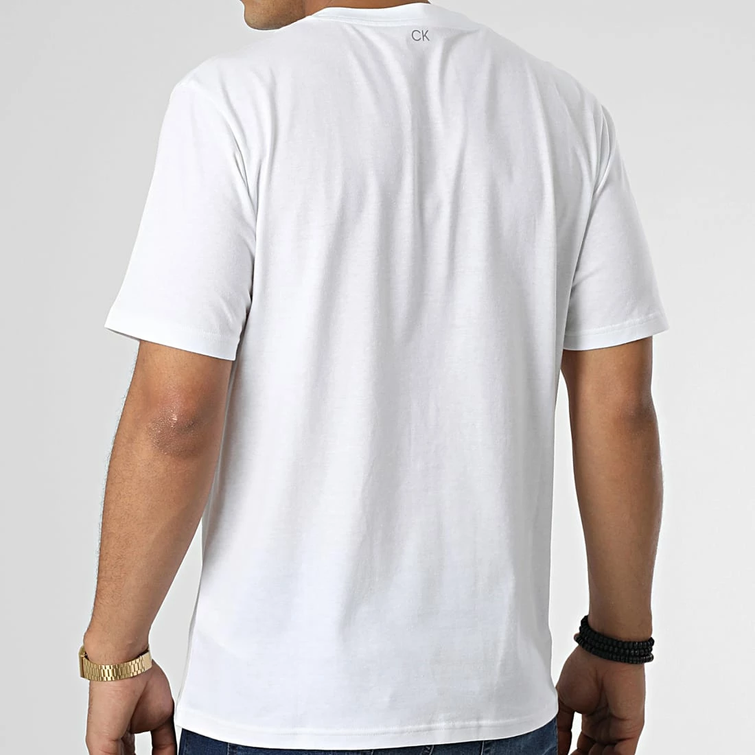 Offres 🔔 Tee 👕 Shirt GMF2K112 Blanc de Calvin Klein ✨ 4 Offres 🔔 Tee 👕 Shirt GMF2K112 Blanc de Calvin Klein ✨ – Image 4