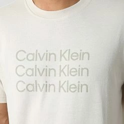 Meilleur prix 👍 Tee 👕 Shirt GMF2K112 Beige de Calvin Klein ⭐ 5 Meilleur prix 👍 Tee 👕 Shirt GMF2K112 Beige de Calvin Klein ⭐ -France Calvin Klein Soldes 2024 calvin klein 345614 GMF2K112 2JX 20221028T114208 02