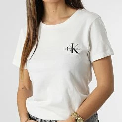 Les meilleures critiques de ✔️ Lot De 2 Tee 👚 Shirt Slim Femme 9734 Beige Gris de Calvin Klein 👏 -France Calvin Klein Soldes 2024 calvin klein 345652 J20J219734 YBI 20221114T121826 04