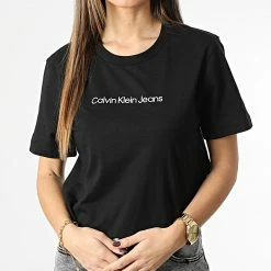 Grosses soldes 👍 Tee 👕 Shirt Femme 0284 Noir de Calvin Klein 🌟 -France Calvin Klein Soldes 2024 calvin klein 345665 J20J220284 BEH 20221114T160016 03
