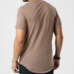 Offres 🥰 Tee 👕 Shirt Oversize 5319 Marron de Calvin Klein 🔥 -France Calvin Klein Soldes 2024 calvin klein 345703 J30J315319 GVE 20221104T142936 04