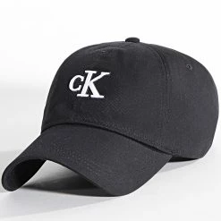 Meilleure affaire 💯 Casquette Essential 0182 Noir de Calvin Klein 😀