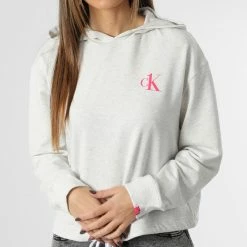 Top 10 😀 Sweat Capuche Femme QS6427E Blanc Chiné de Calvin Klein ⭐ 6 Top 10 😀 Sweat Capuche Femme QS6427E Blanc Chiné de Calvin Klein ⭐ -France Calvin Klein Soldes 2024 calvin klein 346058 QS6427E P74 20221114T120754 03