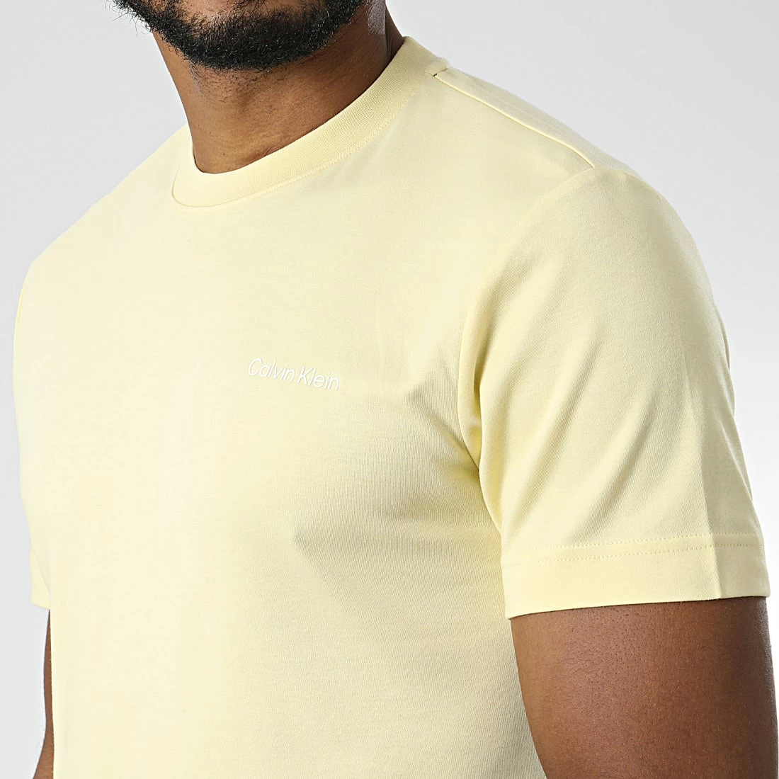 Grosses soldes ✔️ Tee 👕 Shirt Micro Logo Interlock 9894 Jaune Clair de Calvin Klein 😉 2 Grosses soldes ✔️ Tee 👕 Shirt Micro Logo Interlock 9894 Jaune Clair de Calvin Klein 😉 – Image 2
