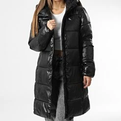 Meilleur prix 🛒 Doudoune Capuche Longue Femme 0335 Noir de Calvin Klein 🎉