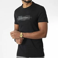 Remise 😀 Tee 👕 Shirt Box Striped Logo 0799 Noir de Calvin Klein 😍 -France Calvin Klein Soldes 2024 calvin klein 346384 K10K110799 BEH 20221031T145335 03