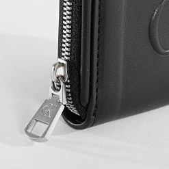 Bon marché ⌛ Portefeuille Femme Sculpted 0353 Noir de Calvin Klein 💯 -France Calvin Klein Soldes 2024 calvin klein 346693 K60K610353 BDS 20221121T140822 03