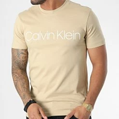 Tout neuf 😍 Tee 👕 Shirt Cotton Front Logo 3078 Sable de Calvin Klein 👏