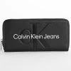 Acheter 🧨 Portefeuille Femme Sculpted 0358 Noir de Calvin Klein 🎉