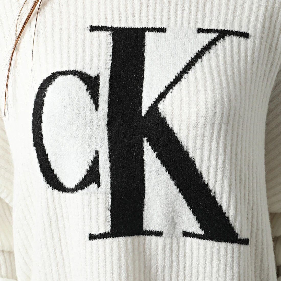 Le moins cher 🎁 Pull Col Roulé Femme Oversized CK Sweater 0440 Blanc de Calvin Klein 😉 2 Le moins cher 🎁 Pull Col Roulé Femme Oversized CK Sweater 0440 Blanc de Calvin Klein 😉 – Image 2