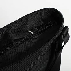 Grosses soldes 😀 Sacoche Sport Essentials Flatpack 0102 Noir de Calvin Klein 🧨 6 Grosses soldes 😀 Sacoche Sport Essentials Flatpack 0102 Noir de Calvin Klein 🧨 -France Calvin Klein Soldes 2024 calvin klein 347424 K50K510102 BDS 20221121T141334 03