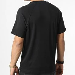 Remise 🎉 Tee 👚 Shirt A Bandes Logo Tape Comfort 0814 Noir de Calvin Klein 😍 -France Calvin Klein Soldes 2024 calvin klein 347432 K10K110814 BEH 20221114T120949 04