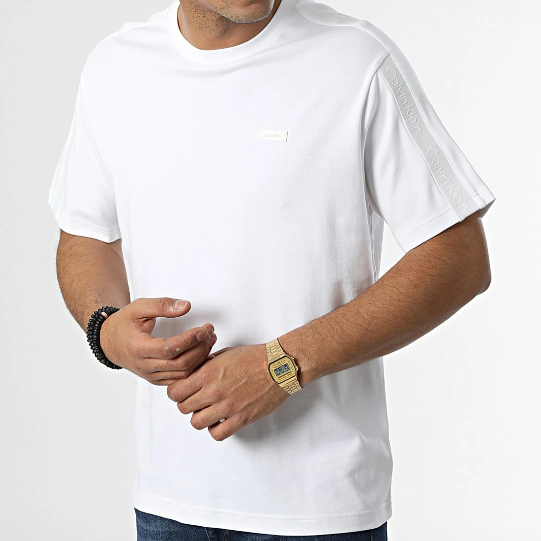 Promo 💯 Tee 👚 Shirt A Bandes Logo Tape Comfort 0814 Blanc de Calvin Klein ✔️ 3 Promo 💯 Tee 👚 Shirt A Bandes Logo Tape Comfort 0814 Blanc de Calvin Klein ✔️ – Image 3