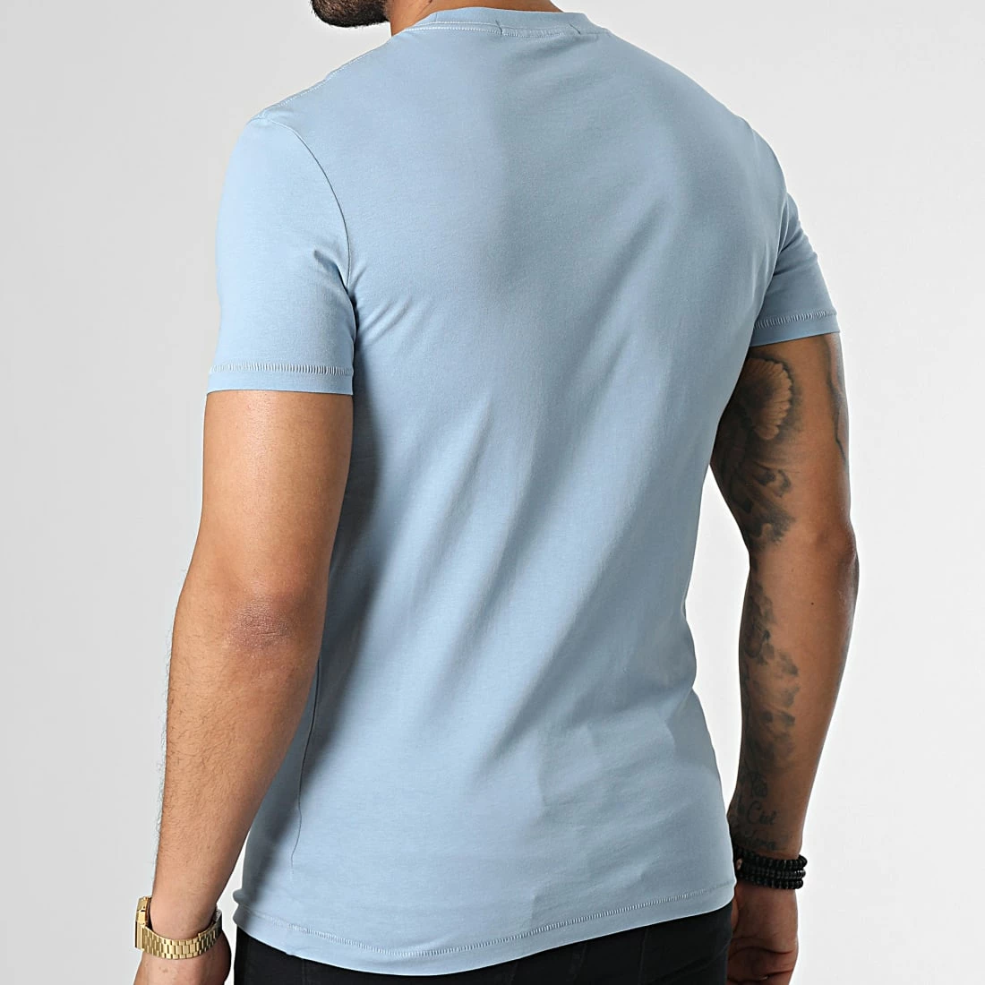 Meilleure affaire 👏 Tee 👚 Shirt 0806 Bleu Clair de Calvin Klein ⭐ 4 Meilleure affaire 👏 Tee 👚 Shirt 0806 Bleu Clair de Calvin Klein ⭐ – Image 4