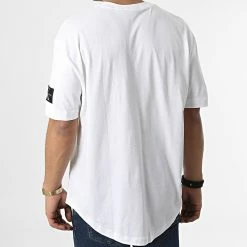 Offres 😀 Tee 👕 Shirt Oversize 1609 Blanc de Calvin Klein ❤️ 7 Offres 😀 Tee 👕 Shirt Oversize 1609 Blanc de Calvin Klein ❤️ -France Calvin Klein Soldes 2024 calvin klein 347754 J30J321609 YAF 20221114T141511 04