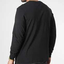 Promo 😍 Tee 👕 Shirt Manches Longues Shrunken Badge 2198 Noir de Calvin Klein ⭐ -France Calvin Klein Soldes 2024 calvin klein 347755 J30J322198 BEH 20221124T143529 04