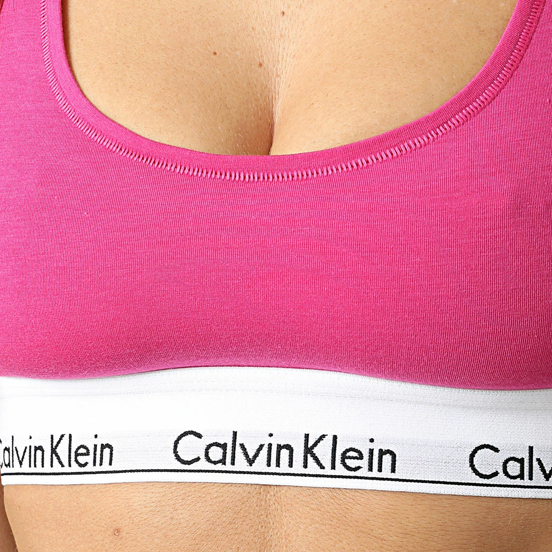 Sortie 👏 Brassière Femme F3785E Rose Fushia de Calvin Klein 🛒 2 Sortie 👏 Brassière Femme F3785E Rose Fushia de Calvin Klein 🛒 – Image 2