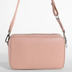 Meilleure vente 🎁 Sac A Main Femme CK Must Camera Bag 8410 Rose de Calvin Klein 😍 -France Calvin Klein Soldes 2024 calvin klein 347985 K60K608410 GBI 20221125T152625 04