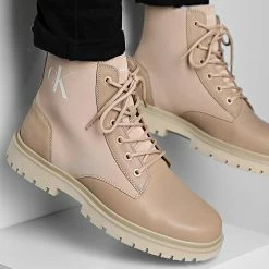 Bon marché ✔️ Boots Lug Lace Up 0562 Candied Ginger de Calvin Klein 👏