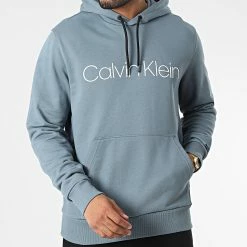 Meilleure affaire 😍 Sweat Capuche Cotton Logo 7033 Gris Bleu de Calvin Klein 👍 -France Calvin Klein Soldes 2024 calvin klein 348410 K10K107033 POC 20221122T152325 03