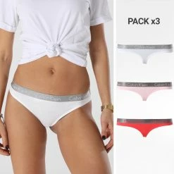 Vente flash 👏 Lot De 3 Strings Femme QD3560E Blanc Rose Rouge de Calvin Klein 🤩