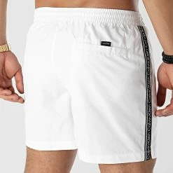 Promo 🧨 Short De Bain A Bandes Medium Drawstring 0741 Blanc de Calvin Klein 👏 -France Calvin Klein Soldes 2024 none 301770 KM0KM00741 YCD 20220204T074715 04